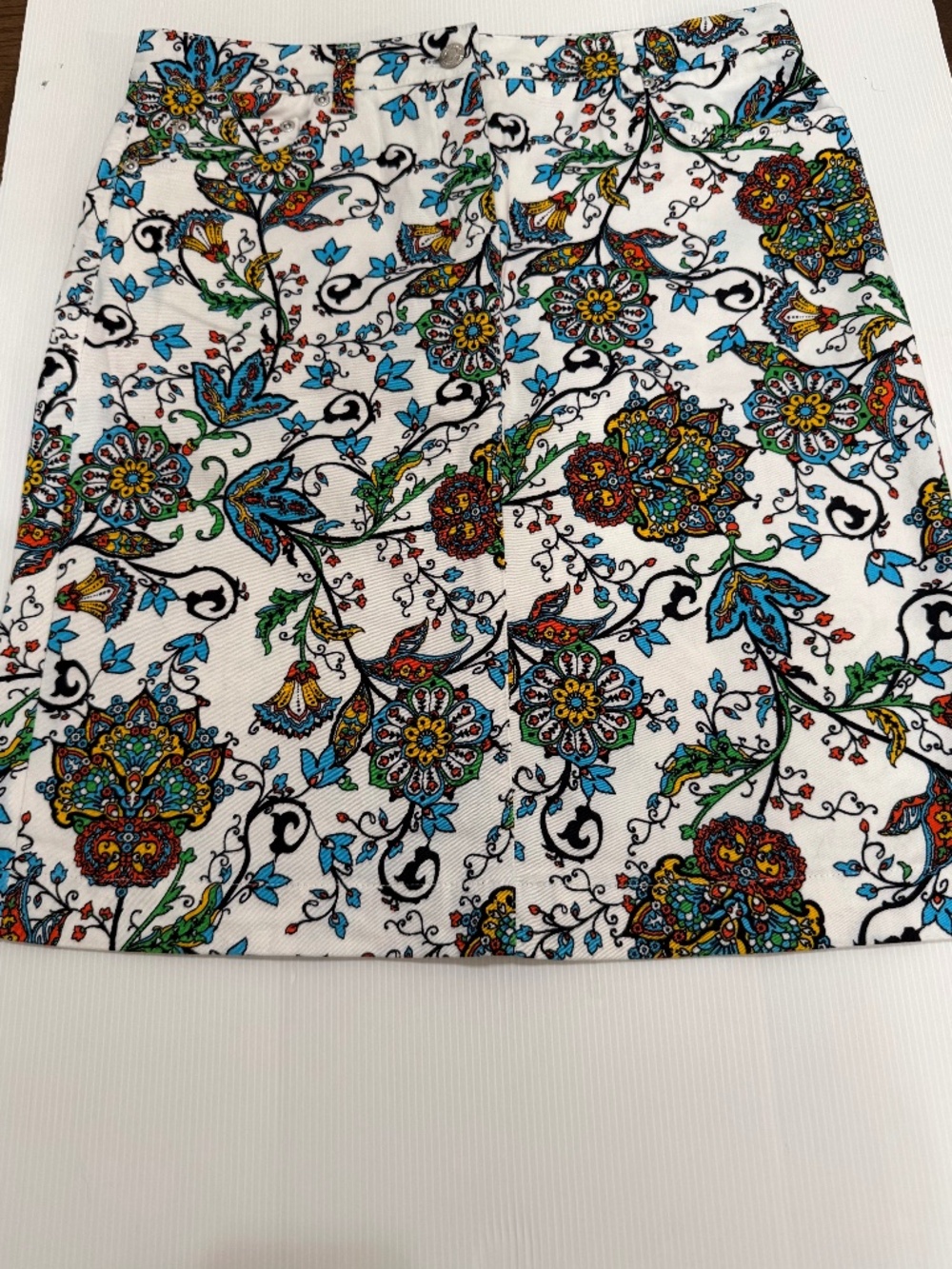 Jones New York Sport Paisley Floral Stretch Mini Skirt Size 6 Vintage Boho